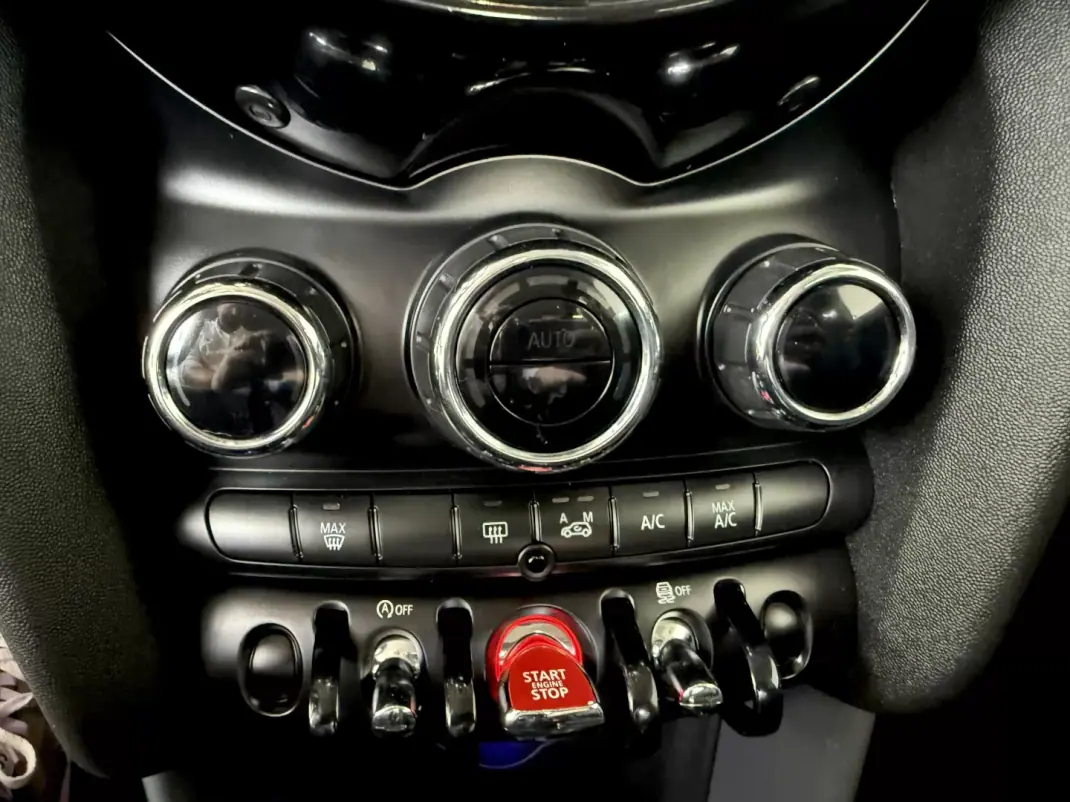 MINI One 2016 - 11900 EUR, 133000 km - 133000km - foto 83 de 86