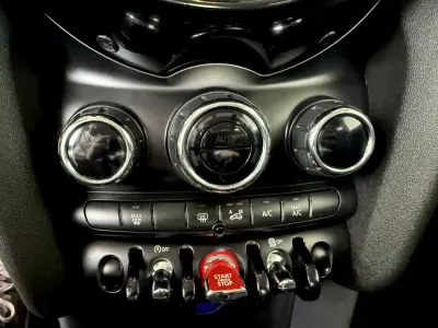 MINI One 2016 - 11900 EUR, 133000 km - AUTO.MOTO.pt - 133000km - foto 83 de 86