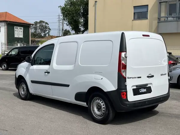 Renault Kangoo 2021 - 13250 EUR, 125000 km - AUTO.MOTO.pt - 125000km - foto 7 de 39
