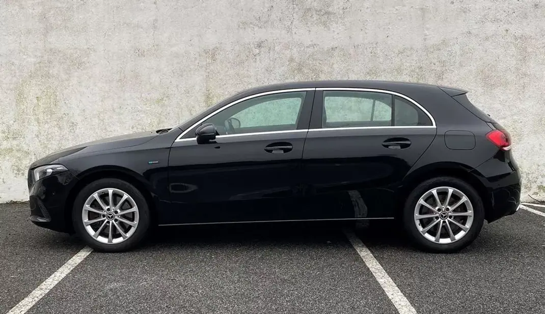 Mercedes-Benz A 250 2021 - 27900 EUR, 106000 km - AUTO.MOTO.pt - 106000km - foto 4 de 21