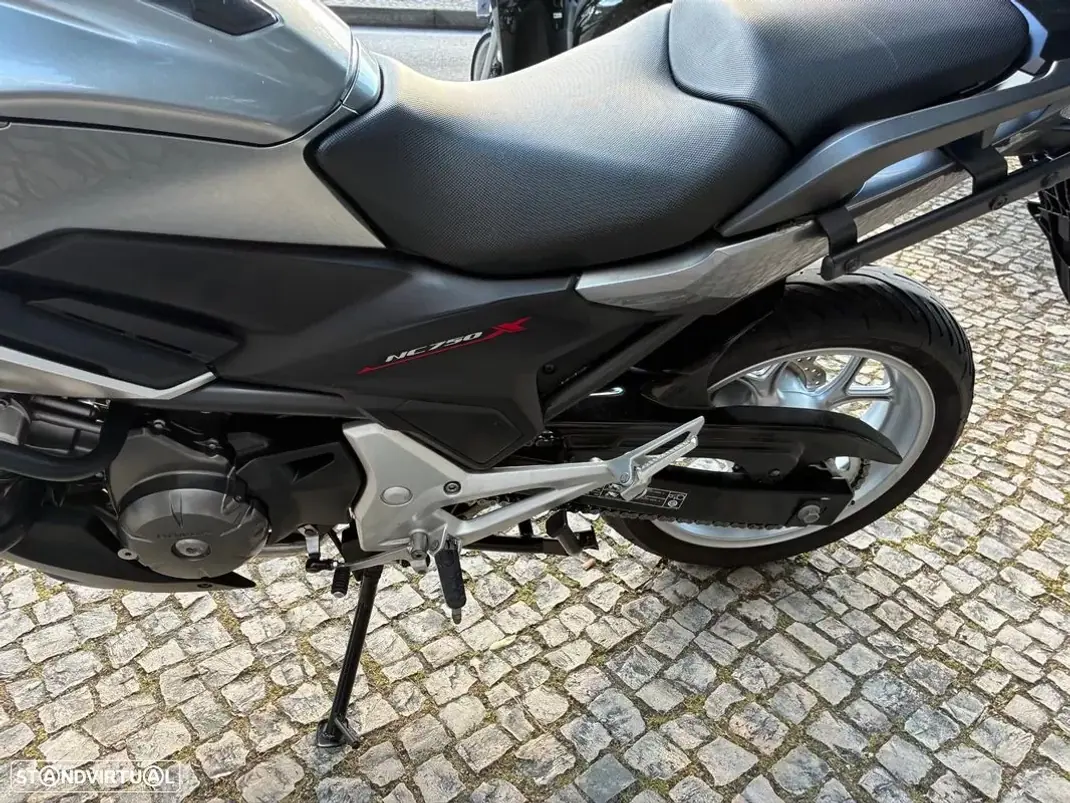 Honda NC750X 2017 - 5650 EUR, 38261 km - AUTO.MOTO.pt - 38261km - foto 10 de 14