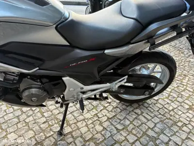 Honda NC750X 2017 - 5650 EUR, 38261 km - AUTO.MOTO.pt - 38261km - foto 10 de 14