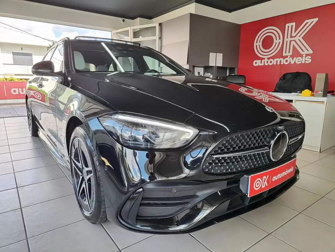 Mercedes-Benz C 300 2022 - 37250 EUR, 64900 km - AUTO.MOTO.pt - 64900km - foto 1 de 37