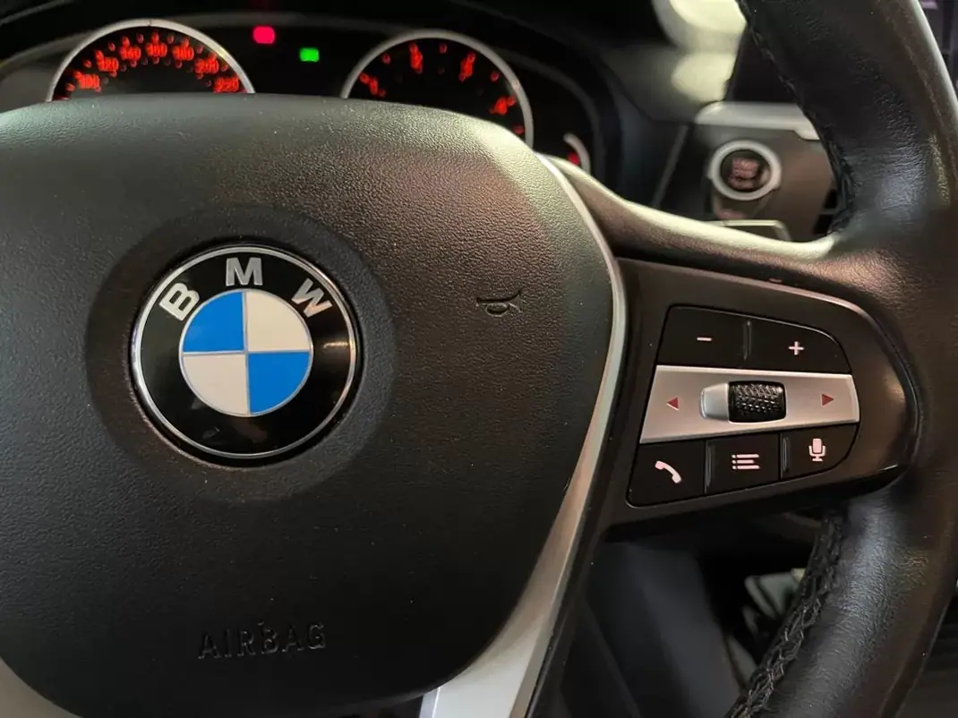 BMW X3 2019 - 26950 EUR, 142000 km - AUTO.MOTO.pt - 142000km - foto 18 de 30