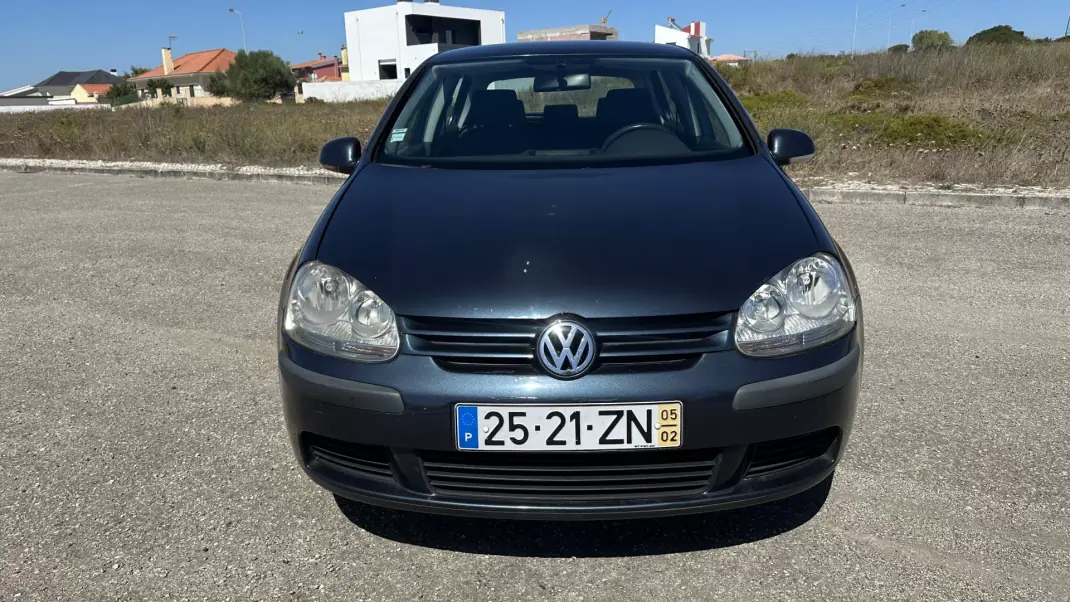 Volkswagen Golf 2005 - 3900 EUR, 220000 km - 220000km - foto 3 de 8