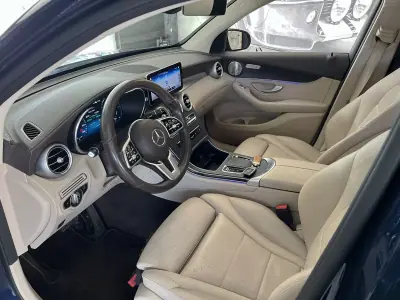 Mercedes-Benz GLC 300 2021 - 39900 EUR, 116839 km - AUTO.MOTO.pt - 116839km - foto 6 de 22