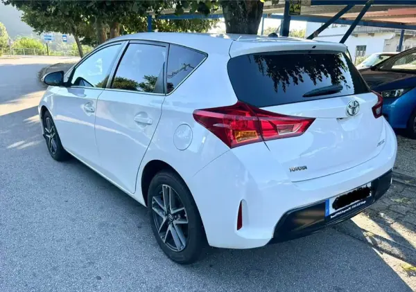 Toyota Auris 1.4 D-4D Active 2014 Diesel