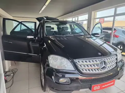 Mercedes-Benz ML 320 2006 - 17990 EUR, 269000 km - AUTO.MOTO.pt - 269000km - foto 16 de 32