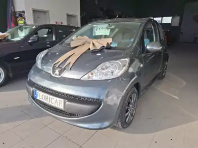 Peugeot 107 2008 - 4500 EUR, 127195 km - AUTO.MOTO.pt - 127195km - foto 1 de 14