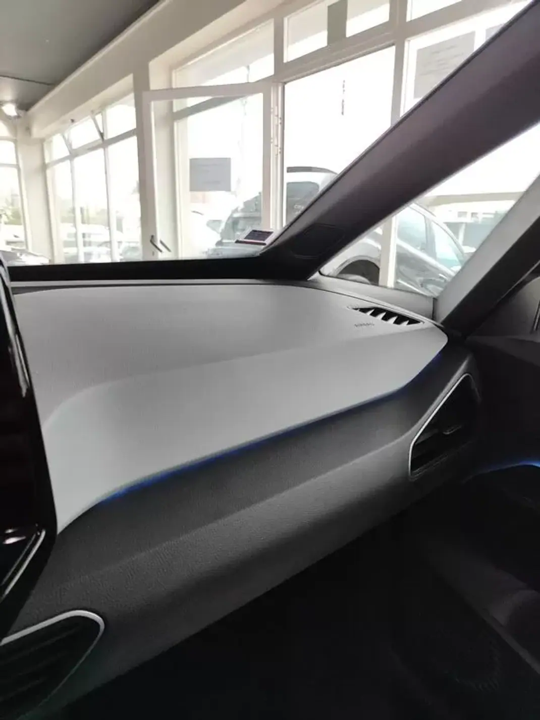 Volkswagen ID.3 2023 - 25950 EUR, 19300 km - AUTO.MOTO.pt - 19300km - foto 31 de 35