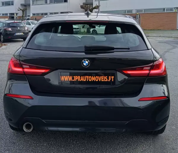 BMW 116 2021 - 18490 EUR, 158880 km - AUTO.MOTO.pt - 158880km - foto 8 de 18