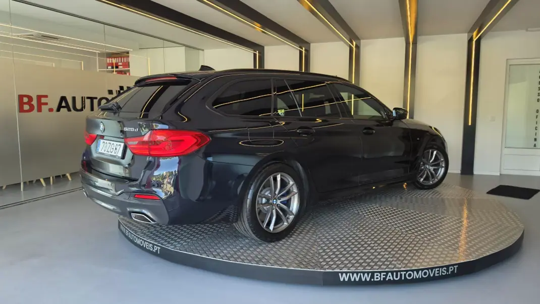 BMW 525 2019 - 31500 EUR, 84679 km - AUTO.MOTO.pt - 84679km - foto 20 de 67