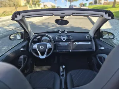 Smart Fortwo Cabrio 2014 - 7990 EUR, 80000 km - AUTO.MOTO.pt - 80000km - foto 2 de 20