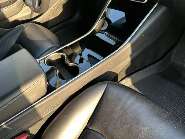 Tesla Model 3 2019 - 24900 EUR, 170000 km - 170000km - foto 44 de 49