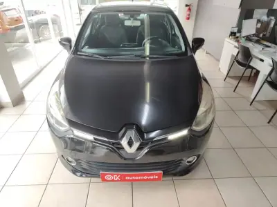 Renault Clio 2014 - 8750 EUR, 109100 km - AUTO.MOTO.pt - 109100km - foto 4 de 30