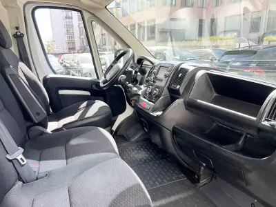 Peugeot 2020 - 16800 EUR, 177696 km - AUTO.MOTO.pt - 177696km - foto 14 de 21