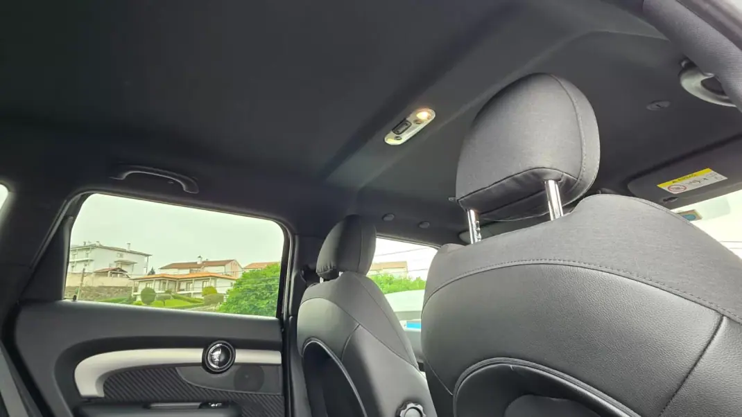 MINI Clubman 2016 - 15990 EUR, 186000 km - AUTO.MOTO.pt - 186000km - foto 26 de 29