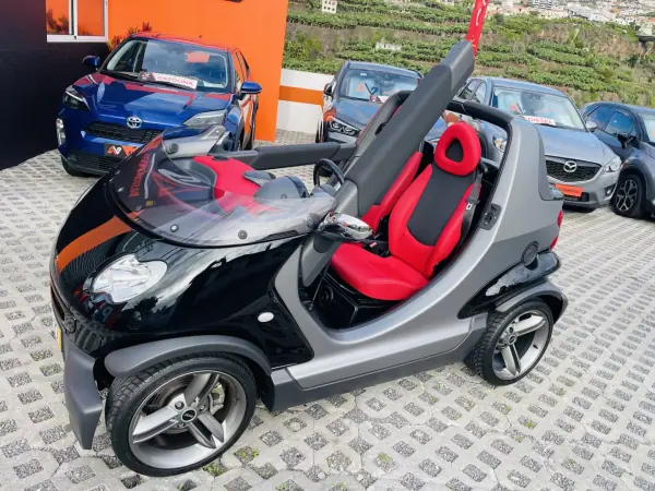 Smart Crossblade 2004 - 29500 EUR, 10616 km - AUTO.MOTO.pt - 10616km - foto 9 de 11