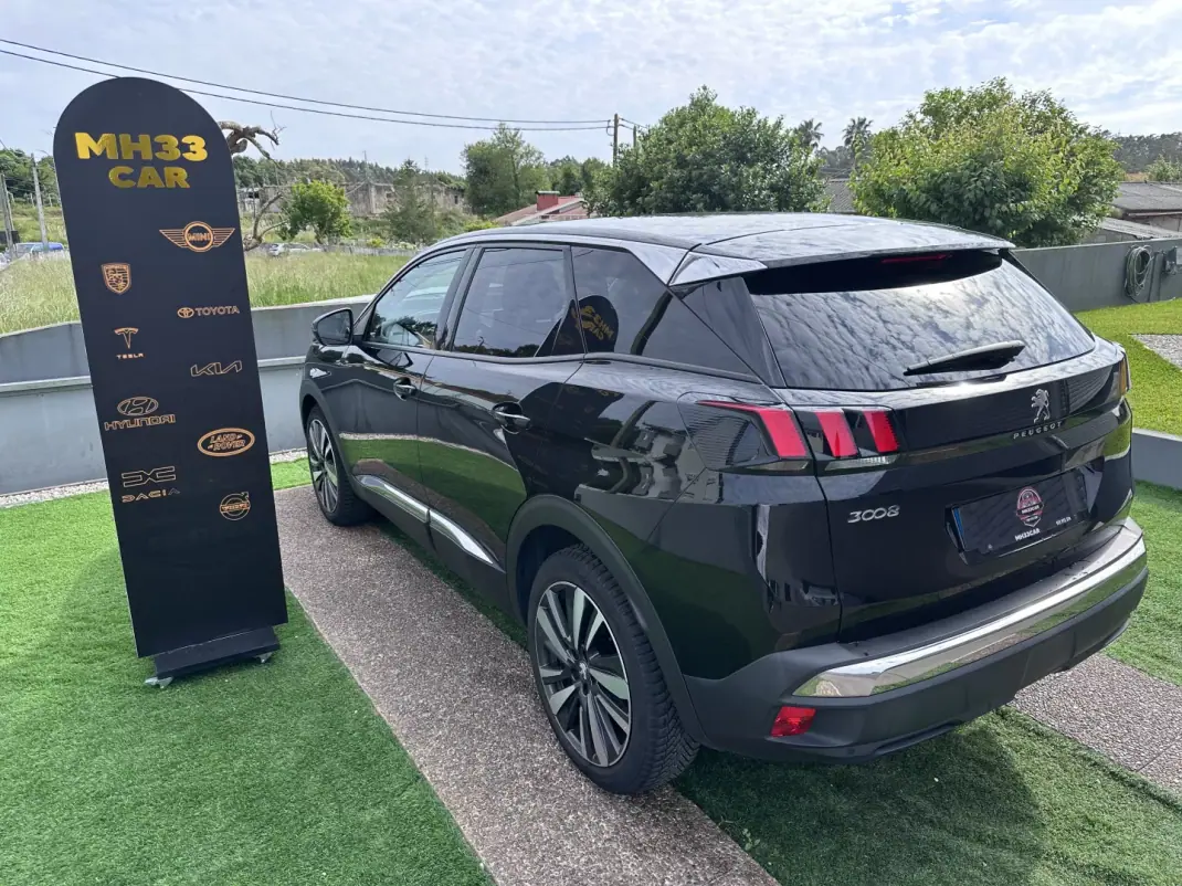 Peugeot 3008 2019 - 17900 EUR, 180000 km - AUTO.MOTO.pt - 180000km - foto 14 de 62