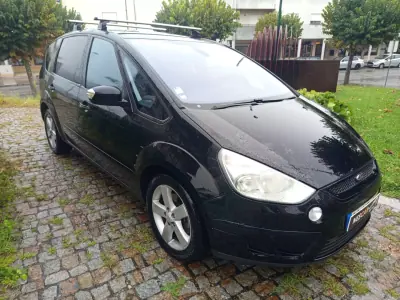 Ford S-Max 2009 - 7990 EUR, 214424 km - 214424km - foto 3 de 11