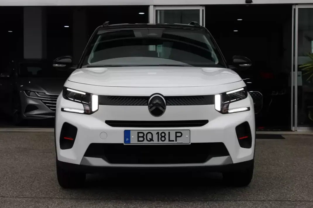 Citroën C3 2025 - 17900 EUR, 23717 km - AUTO.MOTO.pt - 23717km - foto 15 de 17