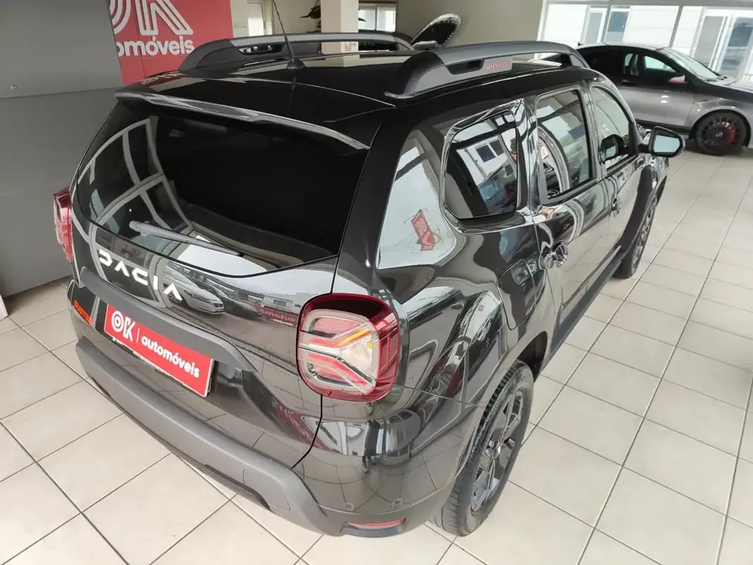 Dacia Duster 2023 - 16750 EUR, 65400 km - AUTO.MOTO.pt - 65400km - foto 12 de 35