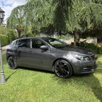 Peugeot 308 2019 - 11990 EUR, 129400 km - AUTO.MOTO.pt - 129400km - foto 4 de 20