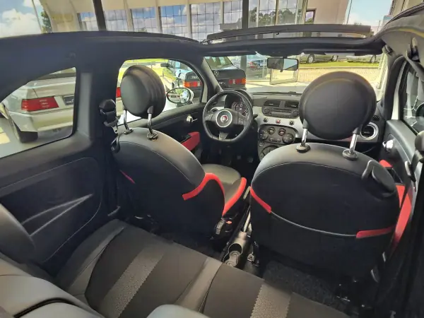 Fiat 500C 2014 - 9990 EUR, 69691 km - AUTO.MOTO.pt - 69691km - foto 36 de 38