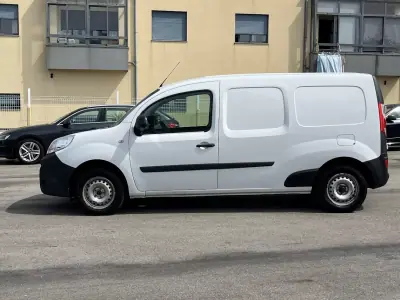 Renault Kangoo 1.5 DCi Maxi 2021 - 13250 EUR, 125000 km - AUTO.MOTO.pt - 125000km - foto 8 de 39