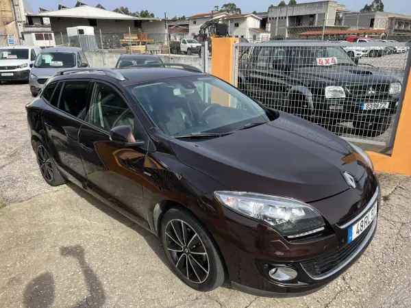 Renault Mégane Sport Tourer 2012 - 6450 EUR, 245827 km - AUTO.MOTO.pt - 245827km - foto 7 de 14