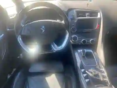 DS DS5 2013 - 9000 EUR, 195999 km - AUTO.MOTO.pt - 195999km - foto 15 de 15