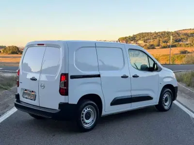 Opel COMBO 2022 — photo 4 of 19