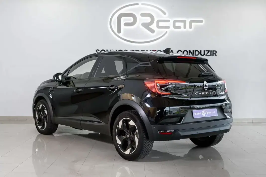 Renault Captur 2025 - 22900 EUR, 28448 km - 28448km - foto 17 de 23