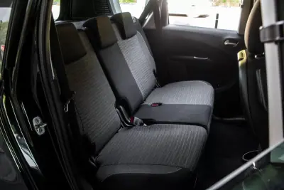 Citroën C3 Picasso 2017 - 7450 EUR, 79899 km - AUTO.MOTO.pt - 79899km - foto 23 de 27