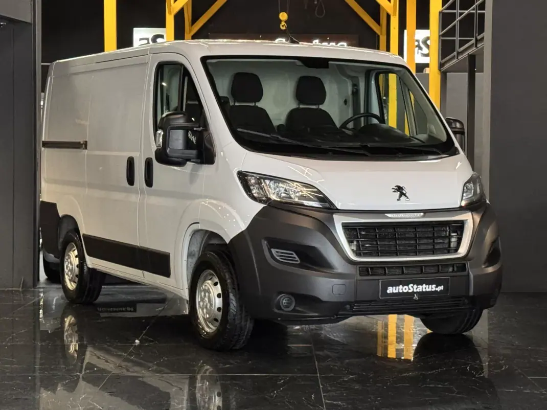 Peugeot Partner L2 caixa automática 130cv 2022 - 16990 EUR, 170100 km - AUTO.MOTO.pt - 170100km - foto 2 de 26