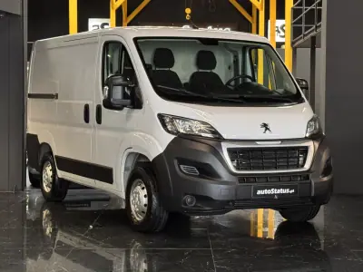 Peugeot Partner L2 caixa automática 130cv 2022 - 16990 EUR, 170100 km - AUTO.MOTO.pt - 170100km - foto 2 de 26