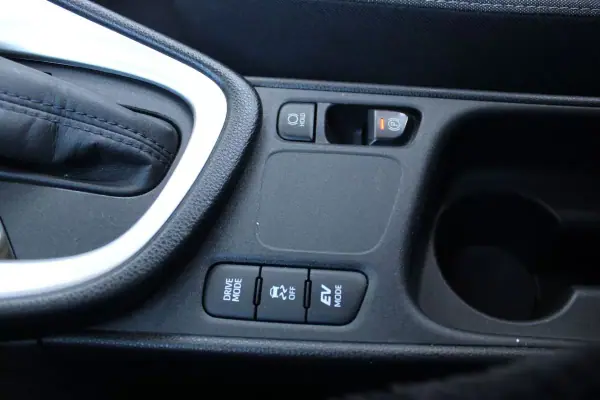 Toyota Yaris 2021 - 19250 EUR, 100929 km - AUTO.MOTO.pt - 100929km - foto 19 de 30