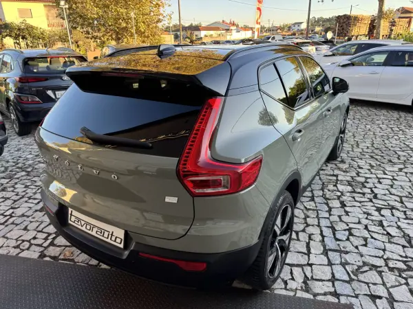 Volvo XC 40 2021 - 29500 EUR, 116000 km - AUTO.MOTO.pt - 116000km - foto 7 de 51