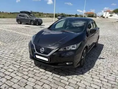 Nissan Leaf 2018 - 13999 EUR, 69000 km - AUTO.MOTO.pt - 69000km - foto 6 de 30