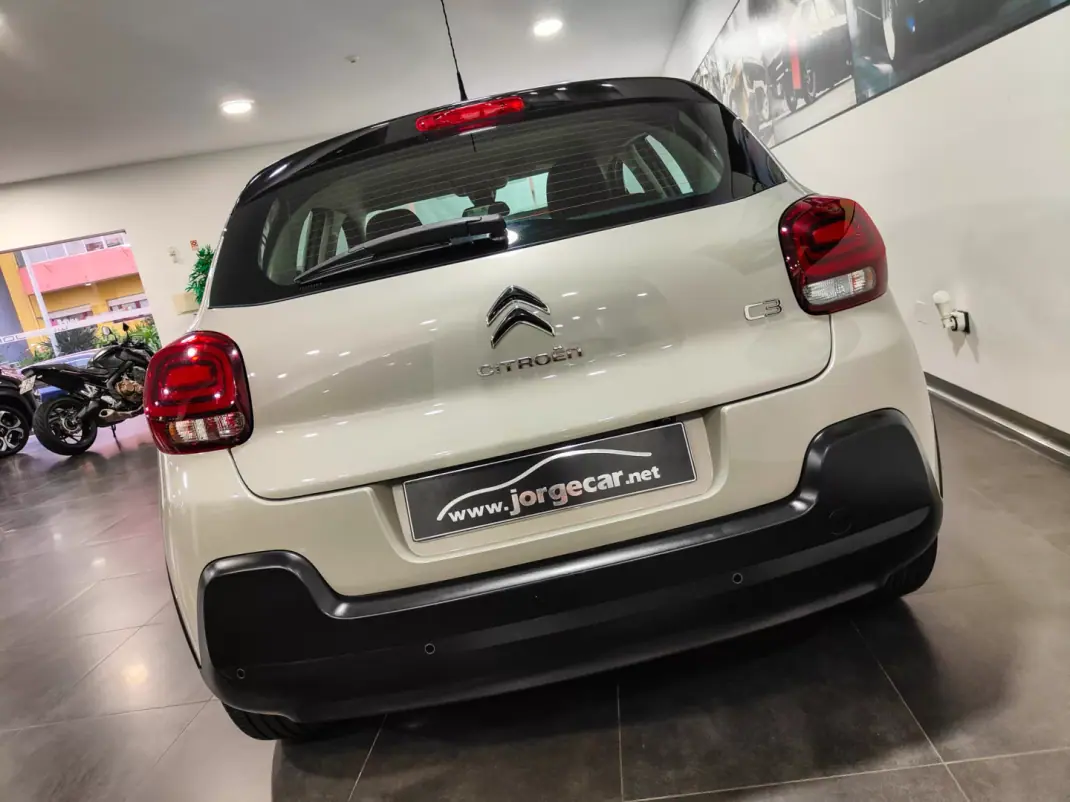 Citroën C3 2017 - 10990 EUR, 99000 km - AUTO.MOTO.pt - 99000km - foto 19 de 58