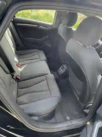 Audi A3 Limousine 2017 - 18490 EUR, 165000 km - AUTO.MOTO.pt - 165000km - foto 9 de 15
