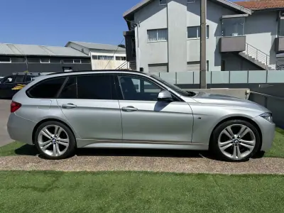 BMW 320 2016 - 21400 EUR, 220000 km - AUTO.MOTO.pt - 220000km - foto 12 de 50