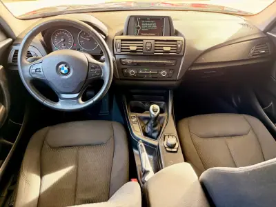 BMW 116 2014 - 13990 EUR, 165257 km - AUTO.MOTO.pt - 165257km - foto 10 de 16