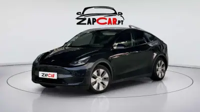 Tesla Model Y 2023 - 35900 EUR, 29800 km - AUTO.MOTO.pt - 29800km - foto 5 de 12
