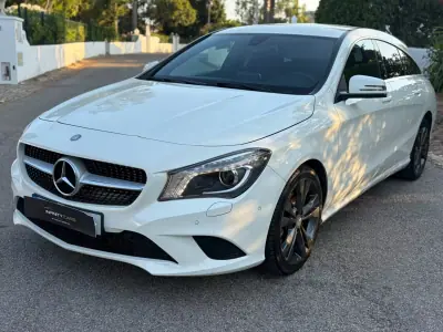 Mercedes-Benz CLA 180 2015 - 16999 EUR, 160000 km - AUTO.MOTO.pt - 160000km - foto 1 de 16