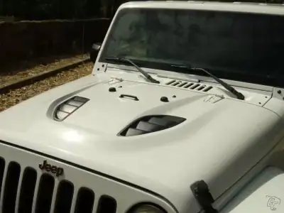 Jeep Wrangler Unlimited 2017 - 46900 EUR, 158085 km - AUTO.MOTO.pt - 158085km - foto 12 de 25