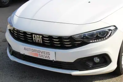 Fiat Tipo VAN 1.3 M-Jet 2022 - 11990 EUR, 132000 km - AUTO.MOTO.pt - 132000km - foto 8 de 30