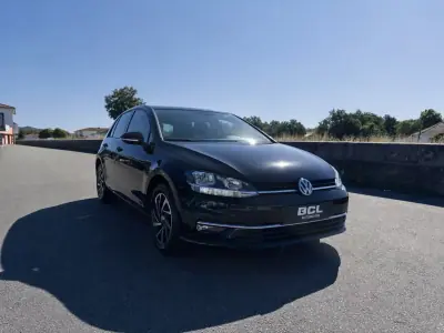Volkswagen Golf 2018 - 14990 EUR, 105000 km - AUTO.MOTO.pt - 105000km - foto 1 de 43