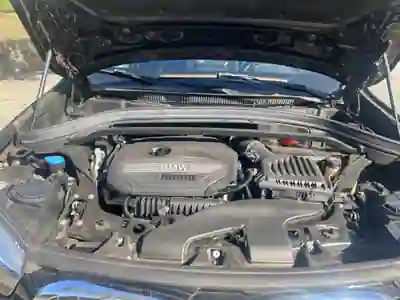 BMW X1 2018 - 18300 EUR, 130000 km - AUTO.MOTO.pt - 130000km - foto 13 de 15