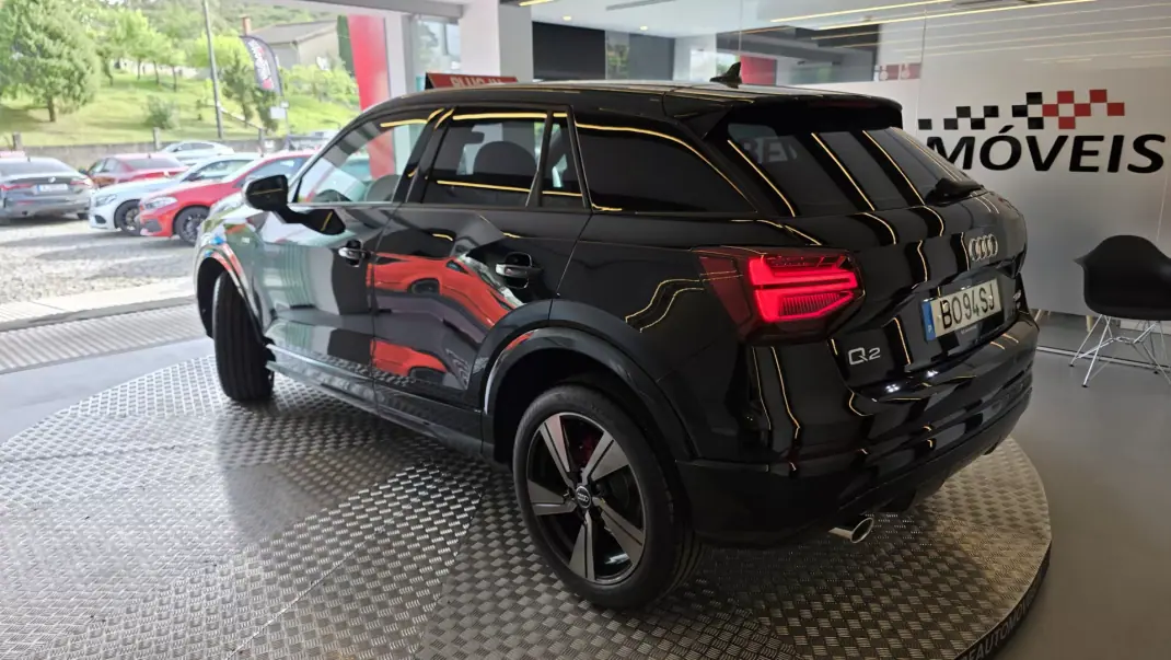Audi Q2 2018 - 22500 EUR, 149812 km - AUTO.MOTO.pt - 149812km - foto 20 de 69